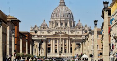 Best Way to Travel to Italy for the First Time